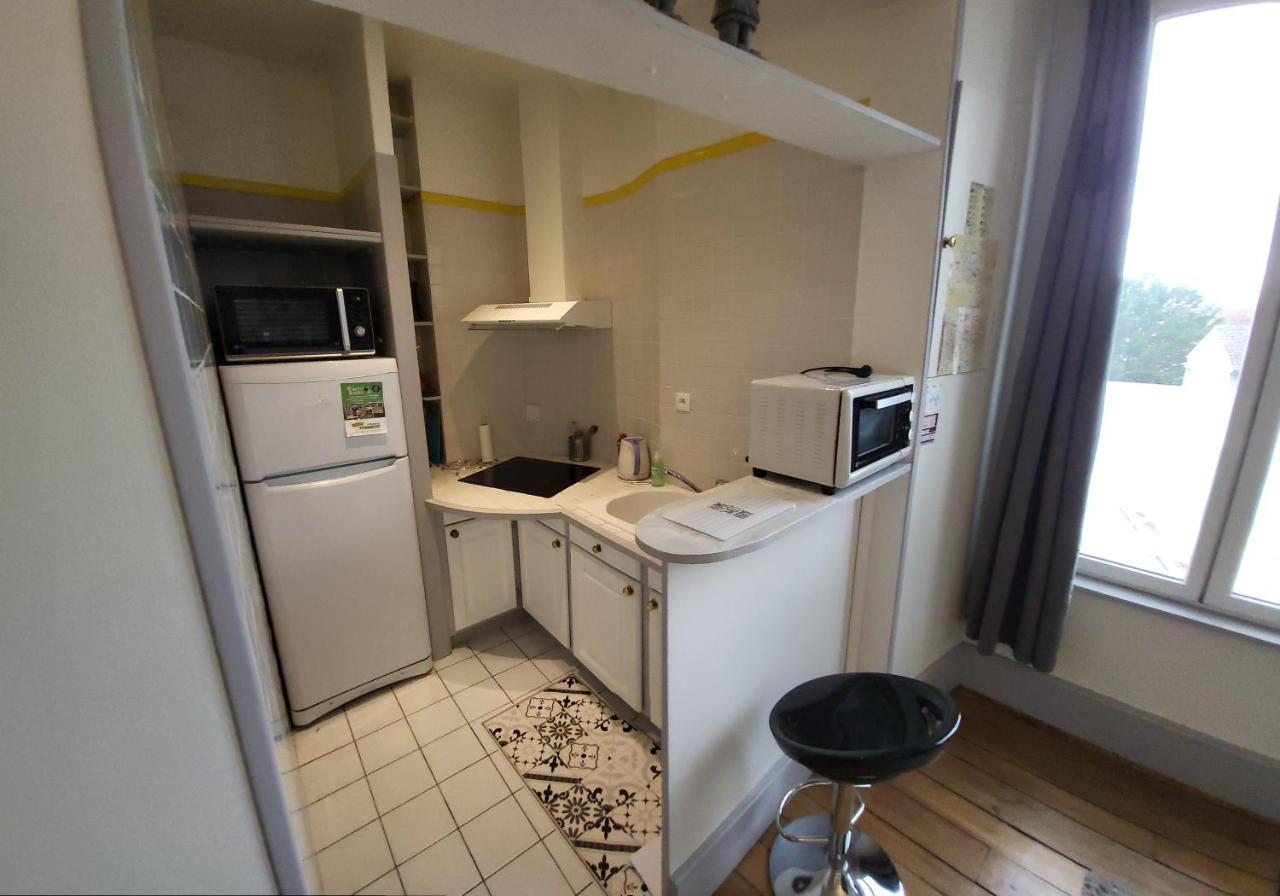 Apartament Le Saint Frobert - Hyper Centre - Bouchon Troyes Zewnętrze zdjęcie